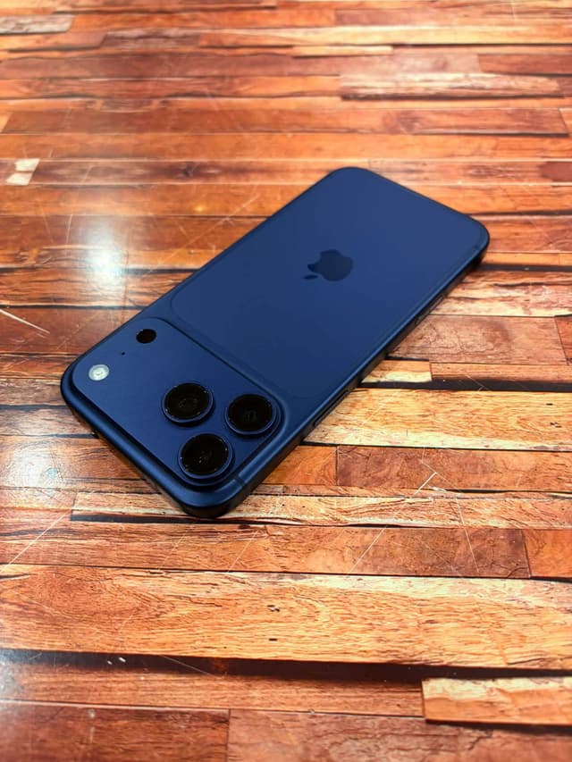 iPhone 17 pro max